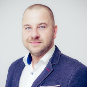 Csicsmann Péter Csicsmann Péter